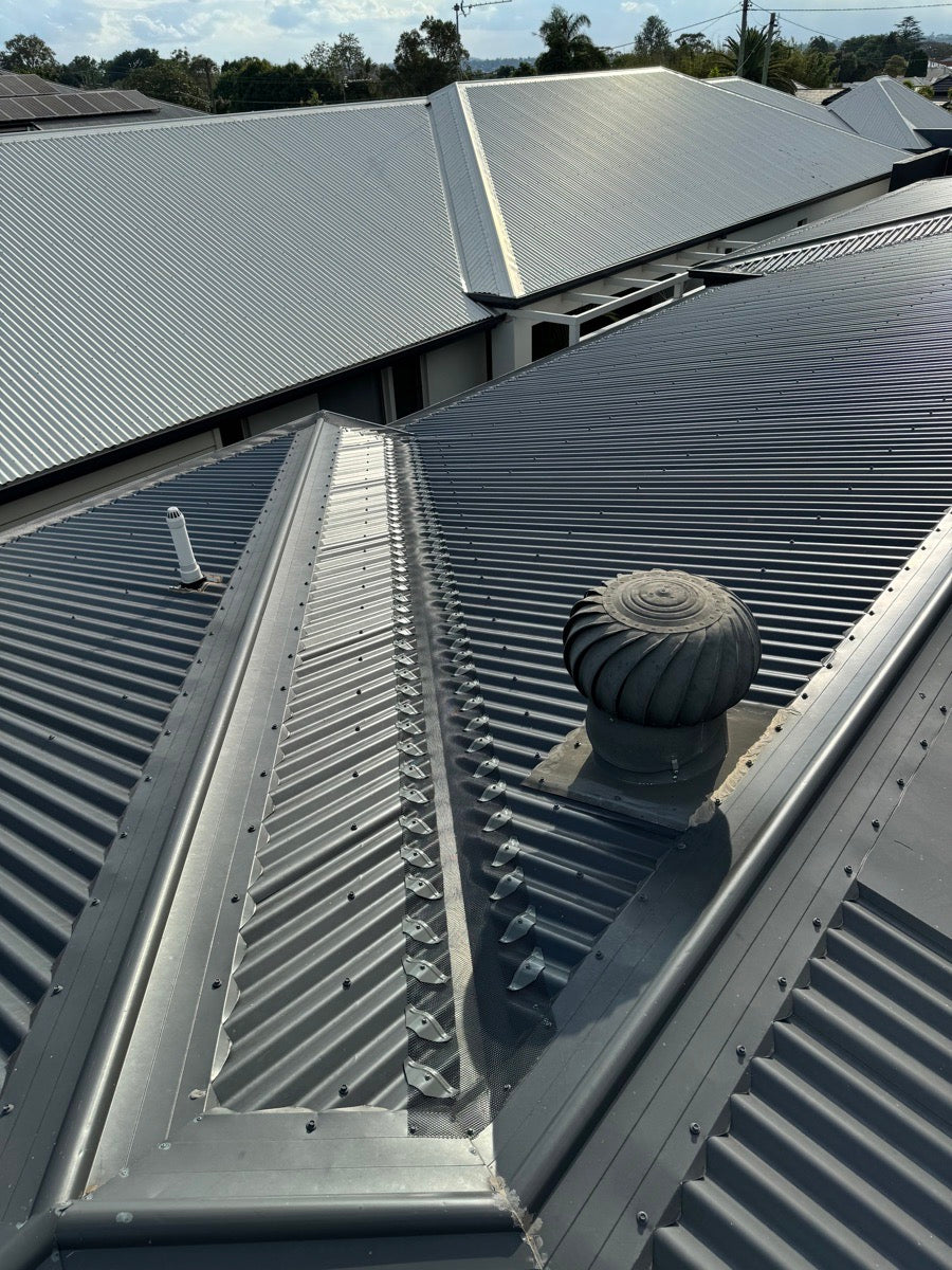 4mm Corrugated - Valley Guard Kit