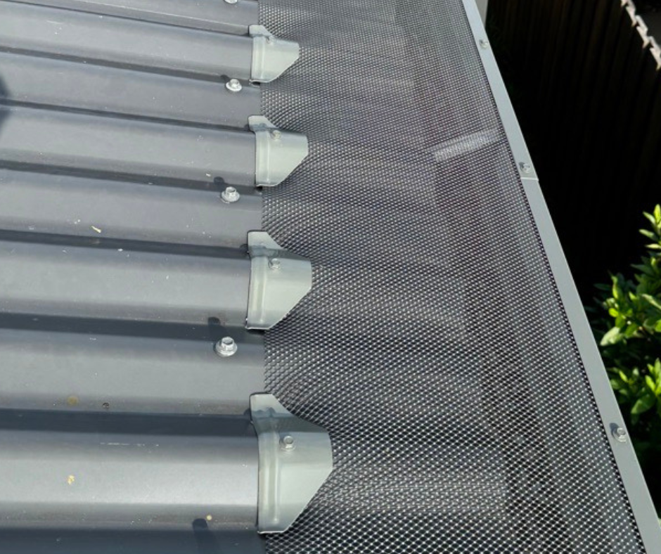 Corrugated - Saddles/Clips