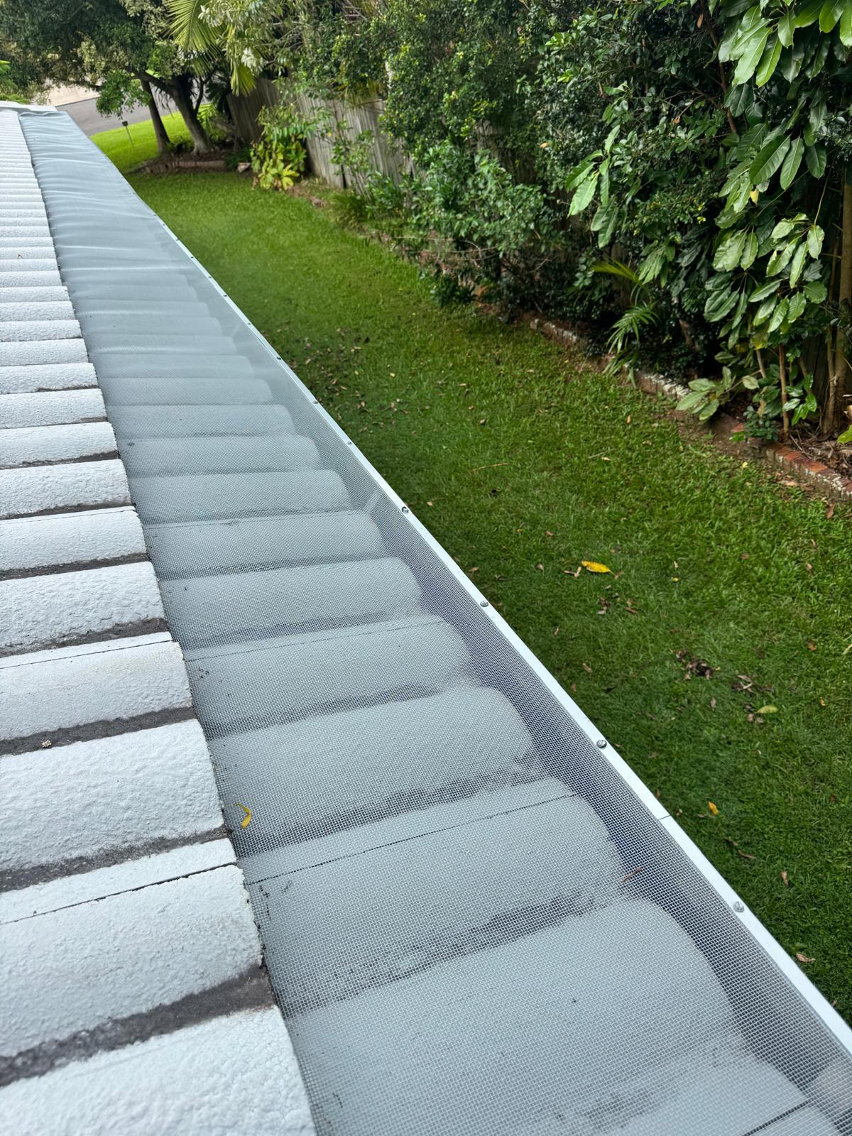 2mm Tile - Gutter Guard Kit