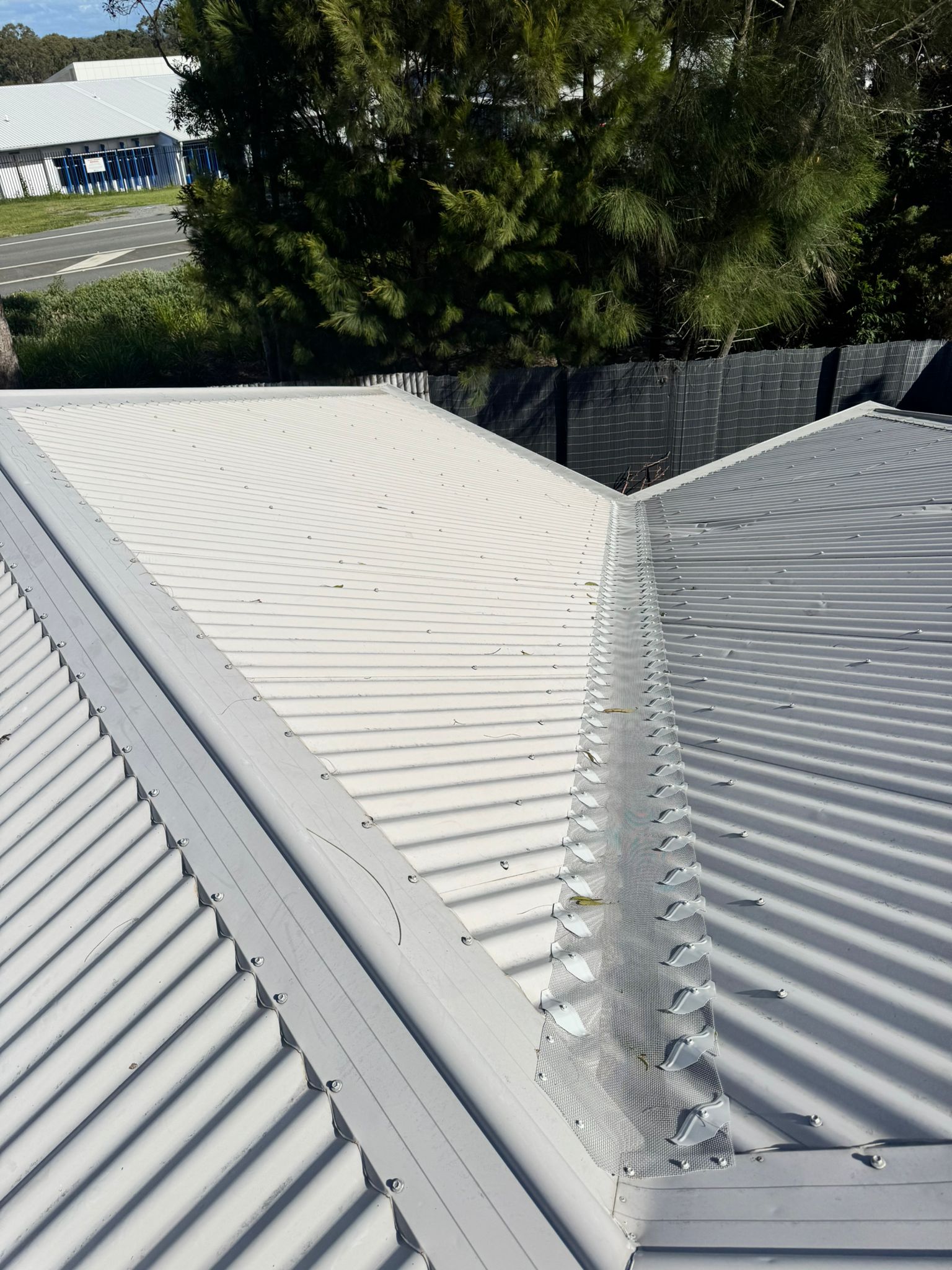 2mm Corrugated - Valley Guard Kit