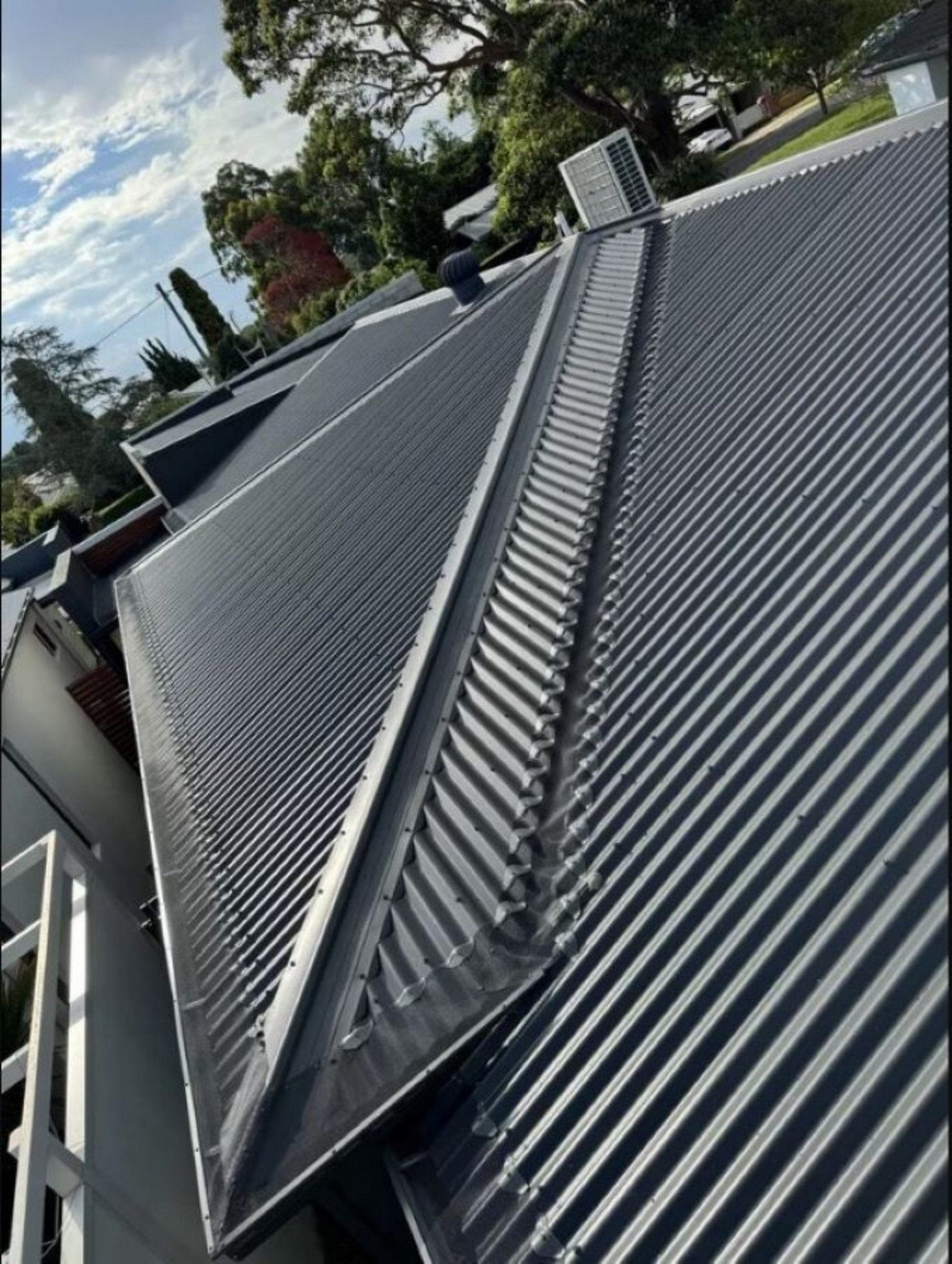 4mm Corrugated - Valley Guard Kit